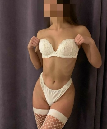 Юлия, 23 года, 2 размер груди